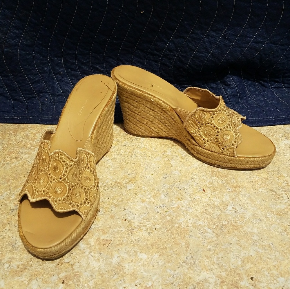 Wedge sandals